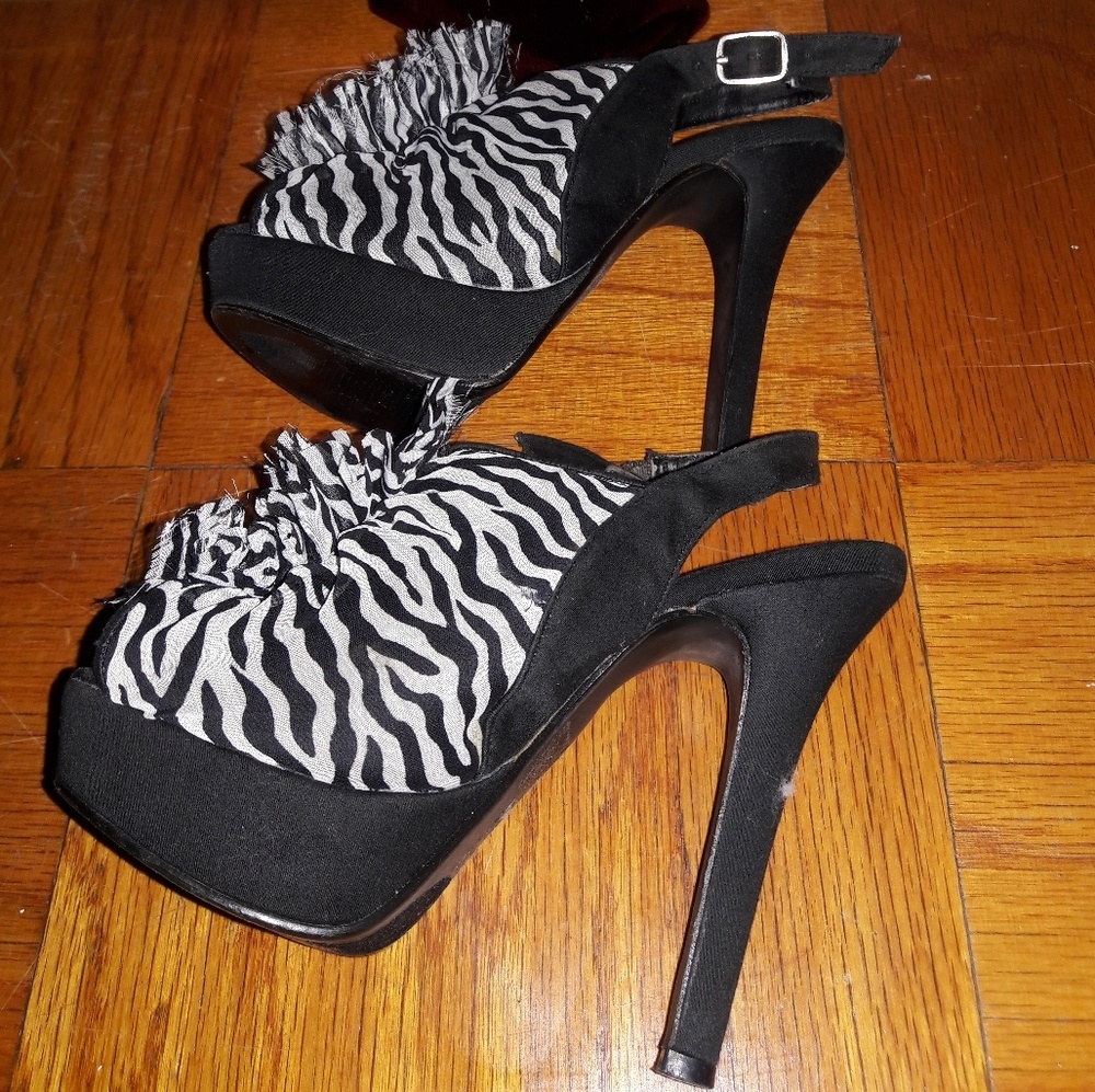 Women's Peep toe sling back heels